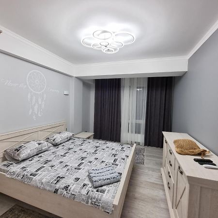 Tourist Grand Apartments Ultracentral Chisinau Eksteriør bilde